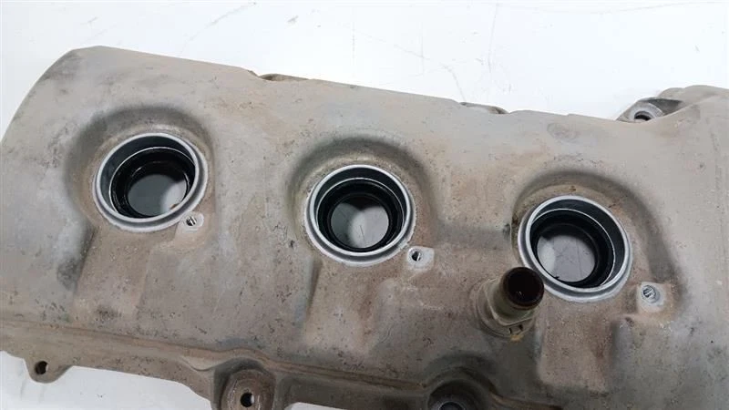 Mazda CX-9 Engine Cylinder Head Valve Cover 2012  - Image 2 of 4