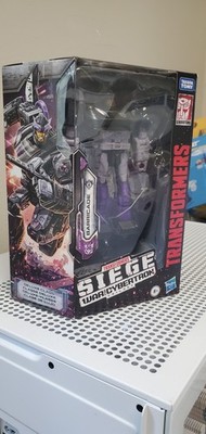 Transformers WFC Siege Barricade Mint In Box