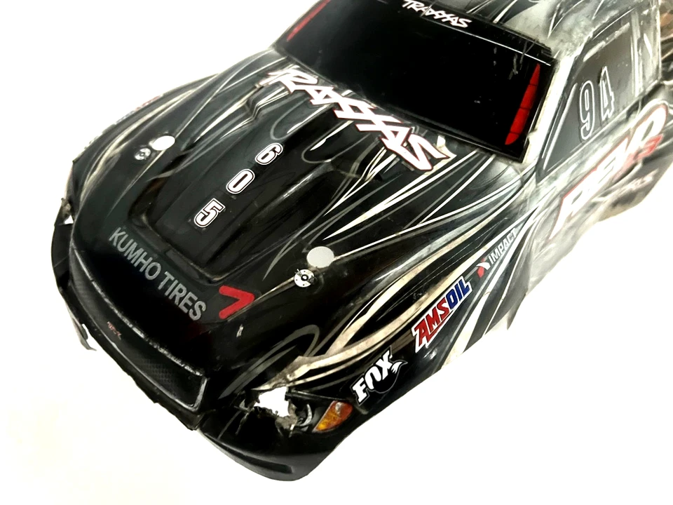 grey traxxas revo nitro body - Image 2 of 2