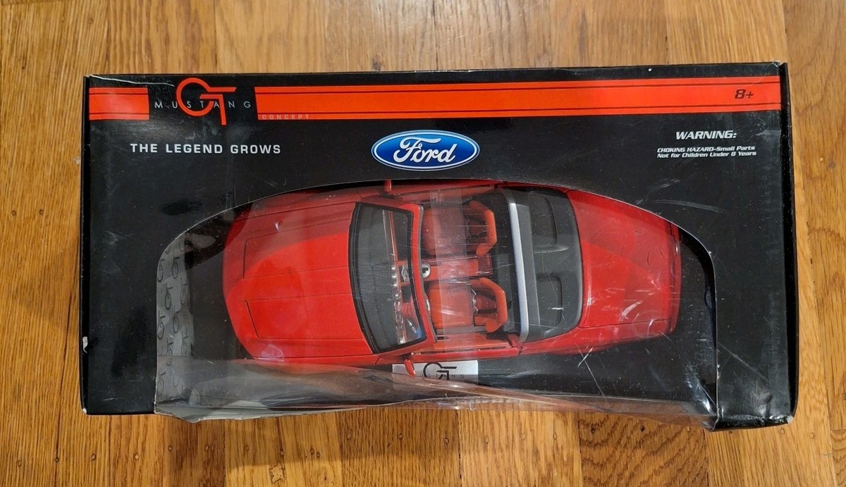 Beanstalk Group 1:18 Scale Ford Mustang GT Concept, Red