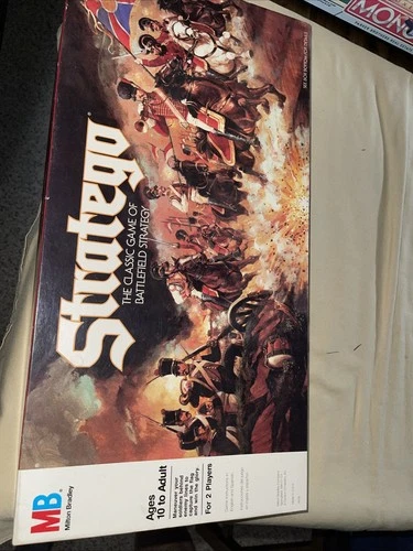 Milton Bradley Stratego 1986 Board Game