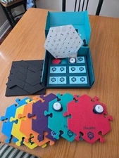 FluentPet Basic Vocab Talking Buttons – Set of 12 Buttons and 6 Tiles