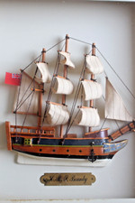 HMS Bounty Ship Diorama Maritime Wall Display Wood Brass Glass Frame 18 x 17 inc