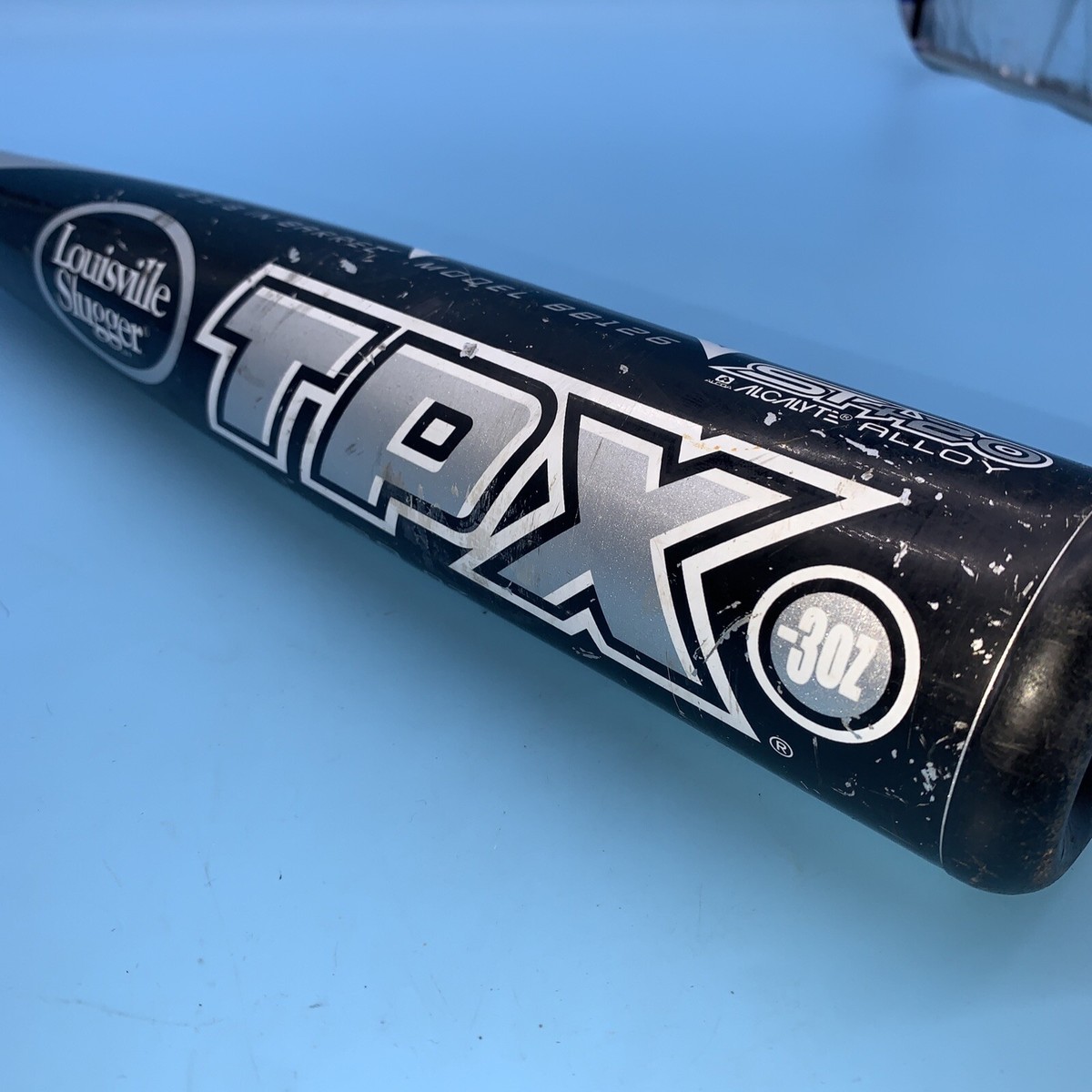 Batte Baseball Louisville Slugger TPX OMAHA Scandium XS - 32 Pouces, 29 Oz, Rouge