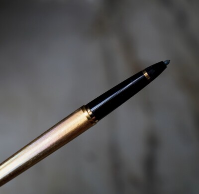 Kit d'isolation de fenêtre en rouleau Frost King 62 pouces Kit d'isolation de fenêtre en rouleau Frost King 62 pouces