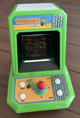 2005 Excalibur Electronics Frogger Tabletop Arcade Tested & Working ...