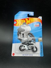 2024 Hot Wheels #190 Factory Fresh 10/10 1966 TRIUMPH TIGER 100 White Z4