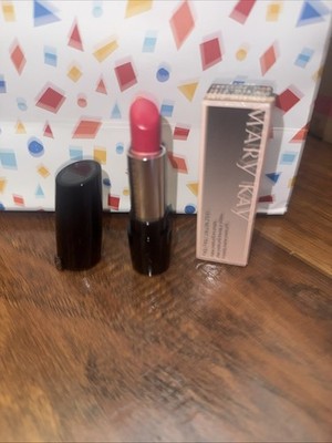 NIB Mary Kay Gel Semi-Matte Lipstick in POWERFUL PINK full size .13oz/3.6g