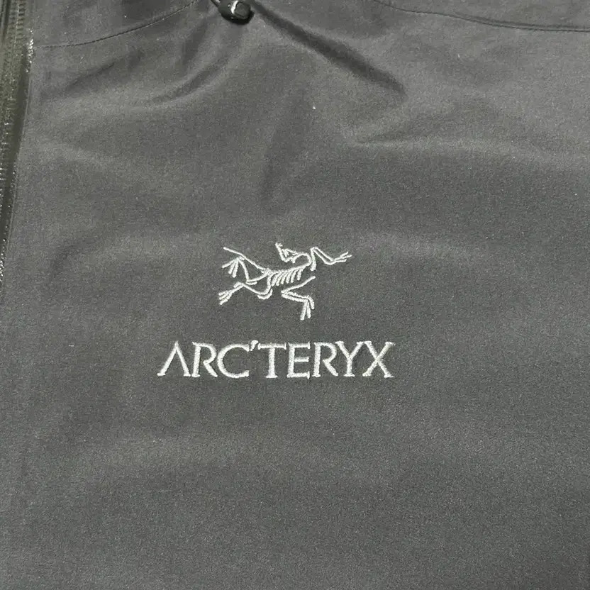 Arc'teryx Beta LT Jacket Black M - Waterproof Gore-Tex thumbnail 8