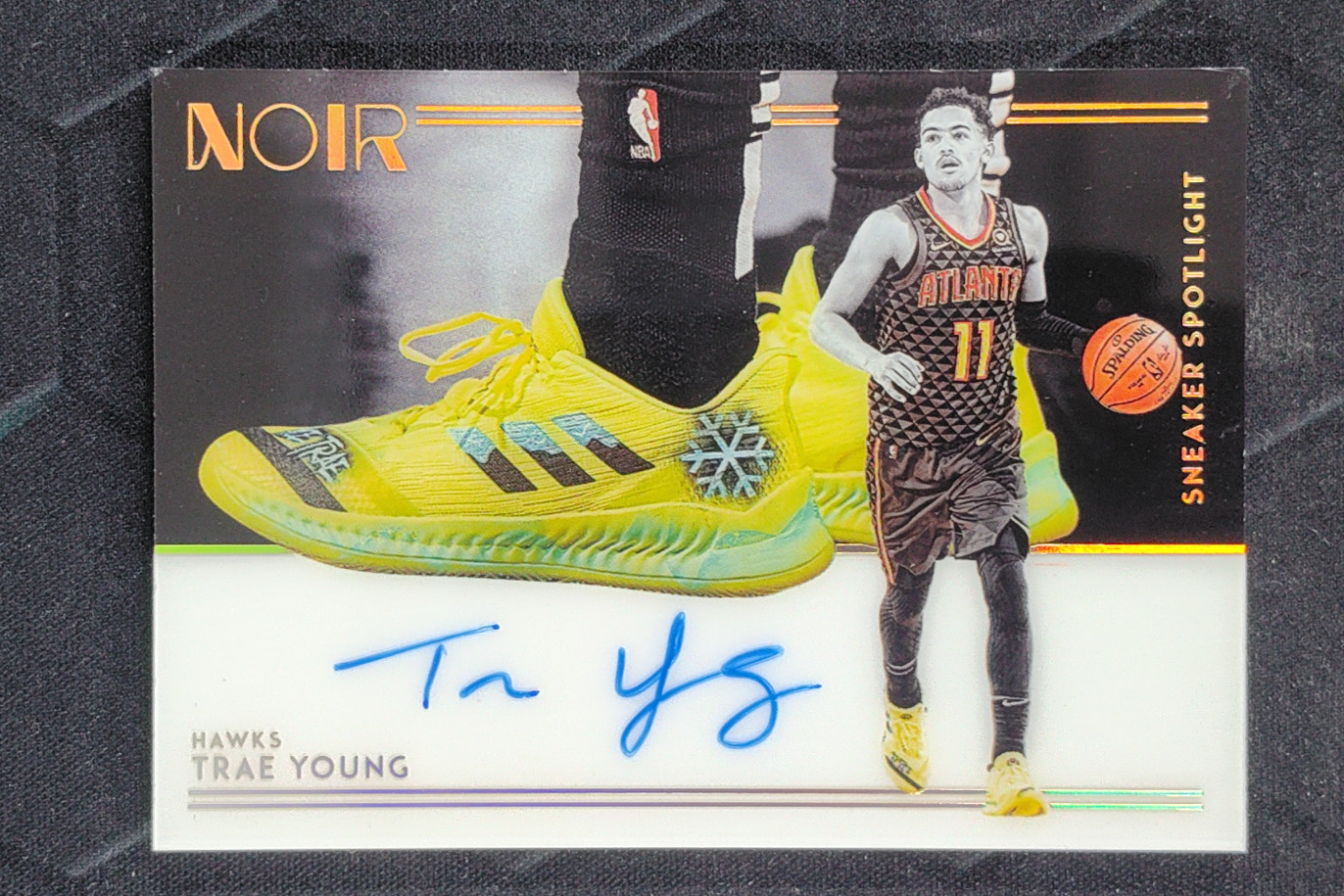 2018-19 Panini Noir Trae Young Sneaker Spotlight Signatures Auto RC /99 #SNS-TY