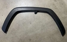 2019 - 2021 Toyota RAV4 Front Right Fender Flare Molding Trim 75601-0R090 OEM