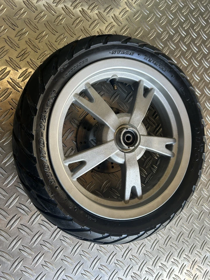 Felge + Reifen Vorne 110/70/12 Peugeot Kisbee 50 4T Original - Bild 2 von 4