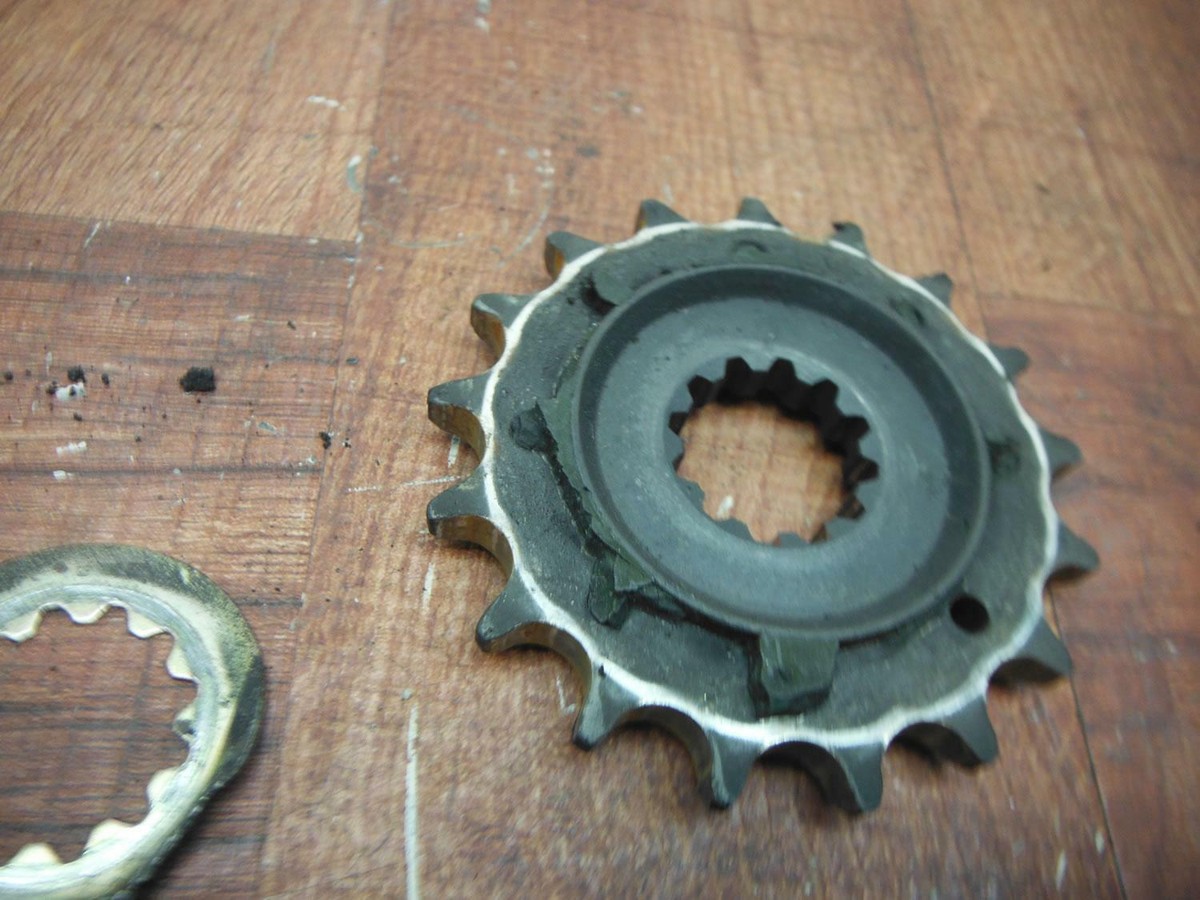 kawasaki 93-01 ninja zx11 02-05 zzr1200 FRONT SPROCKET 13144 kawasaki 93-01 ninja zx11 02-05 zzr1200 FRONT SPROCKET 13144
