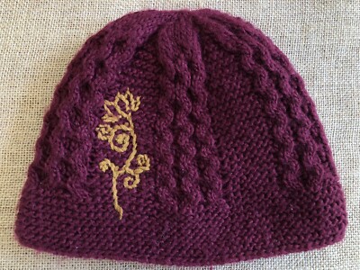FU-R HEADWEAR womens Cable Knit HAT WOOL Blend Fleece lined EMBROIDERED merlot