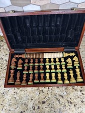 Gold Knight Chess Set