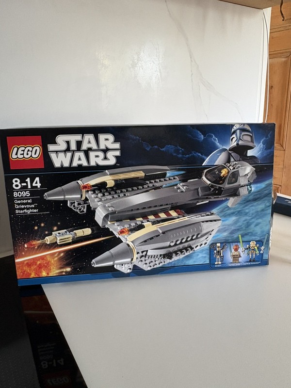 Lego Star Wars 8095 Clone Wars General Grievous Starfighter complete