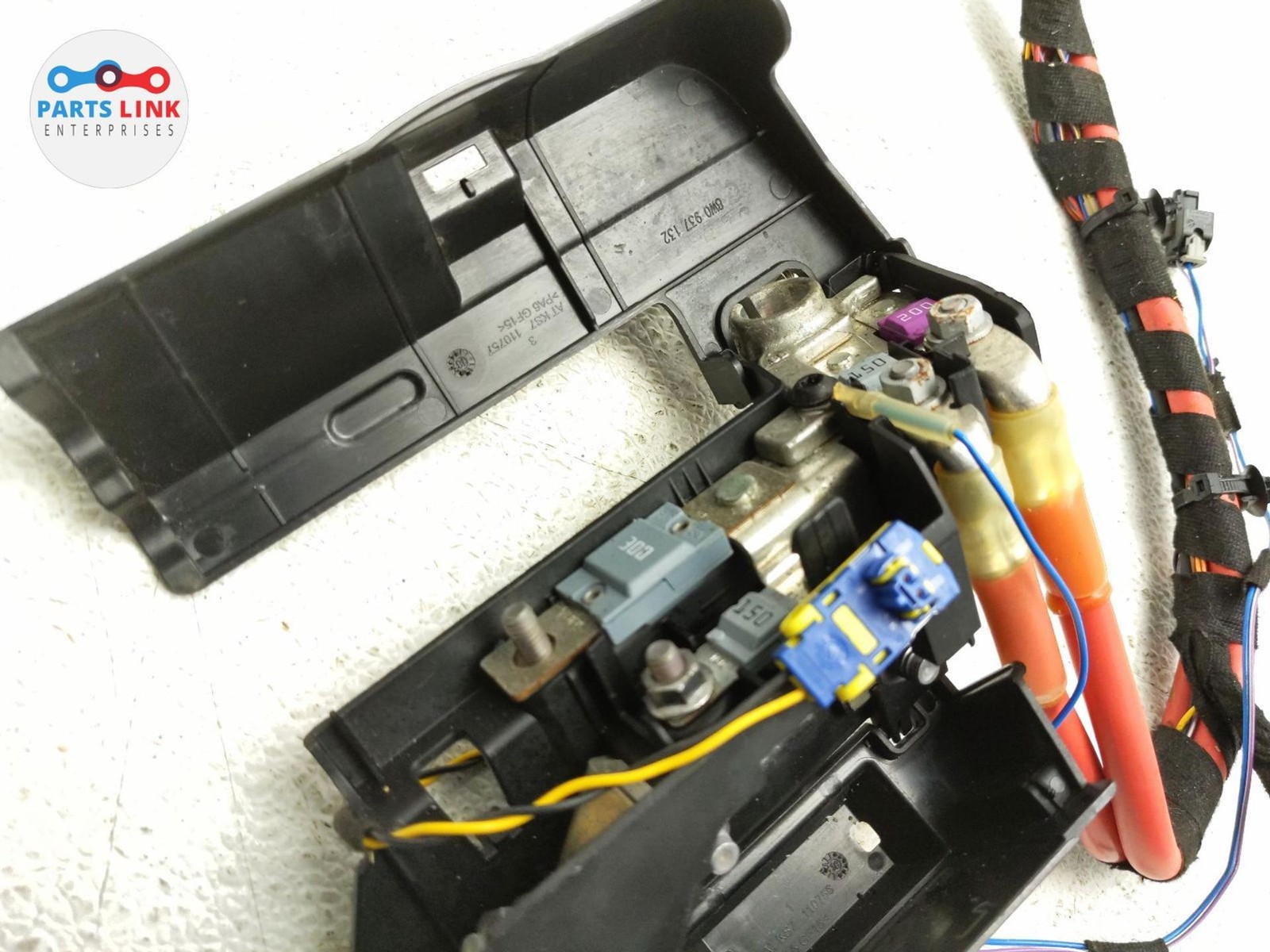 Bentley Bentayga 2016-2020 Left Fuse box panel