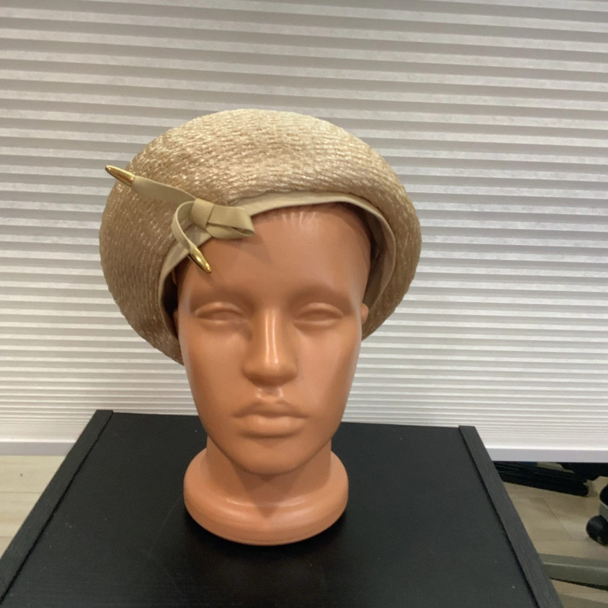 Vintage Union Made Hat In Women display picture 3