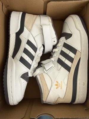 Größe UK 5,5 (GS) - Adidas Forum Mid White