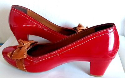 NEUE ROTE *ARA JENNY* Lack-Pumps Gr.38,LUFTPOLSTER+Lederschleife ,NEU m.Etikett!