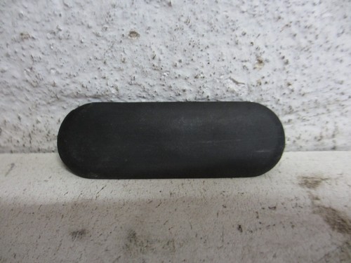 Stopfen Deckel Motorhaube Volkswagen Golf IV 1.6L Bj.2000.1H0823619A.