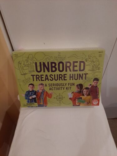 Mindware Unbored Treasure Hunt "A Seriously Fun Activity 2014 NEW/Sealed - Picture 1 of 3