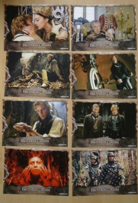 Q317 - 8x Aushangfotos - BROTHERS GRIMM Matt Damon, Heath Ledger, Monica Bellucc