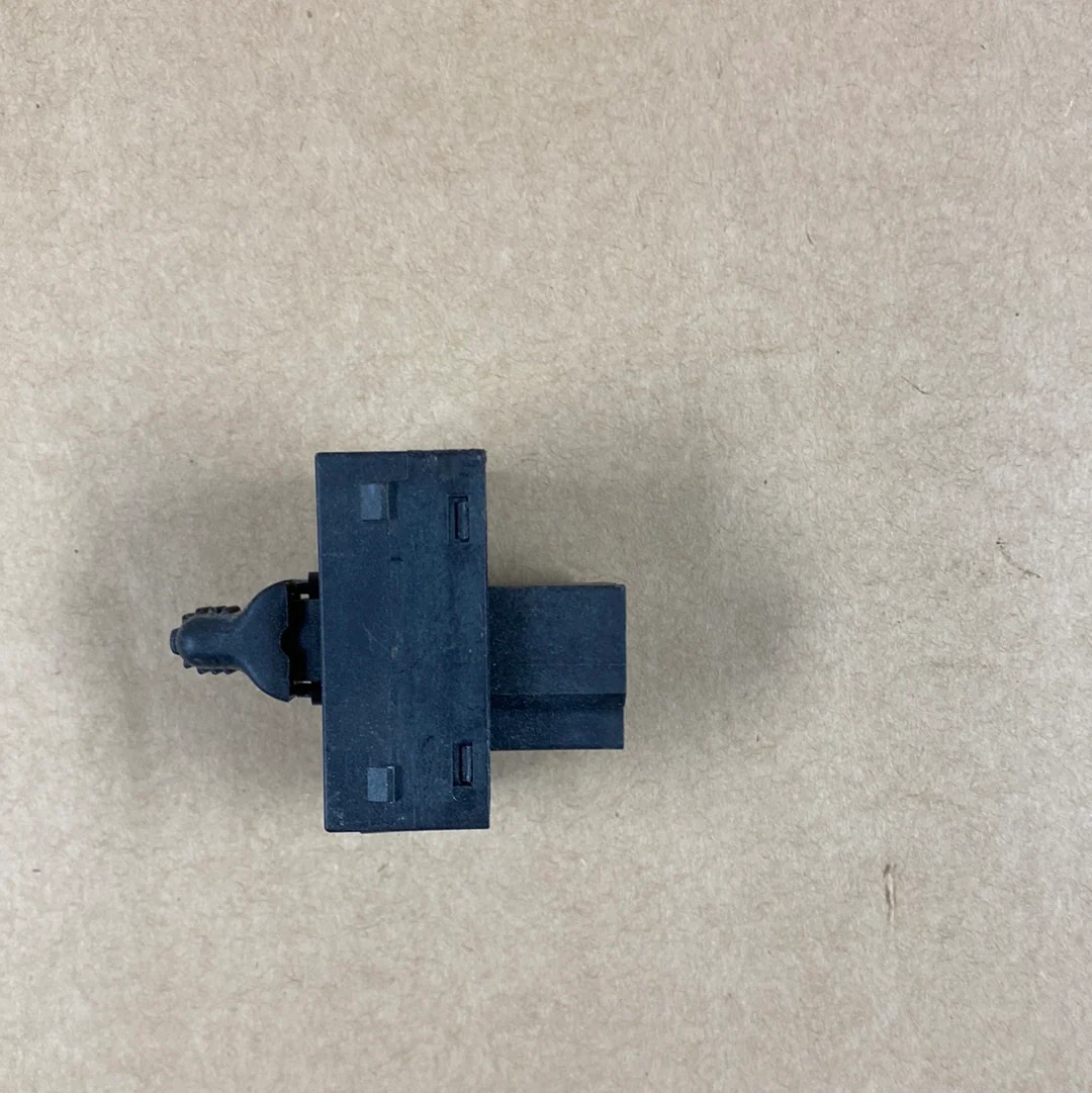 56042057 Rear Door Window Switch for Jeep Grand Cherokee ZJ, WJ 96