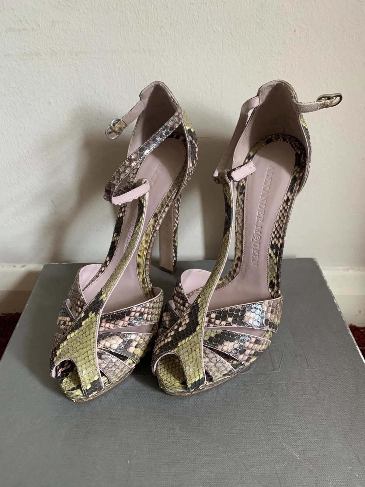 Sandali con plateau Alexander McQueen