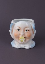 Neundorf Porzellan Dose Babykopf