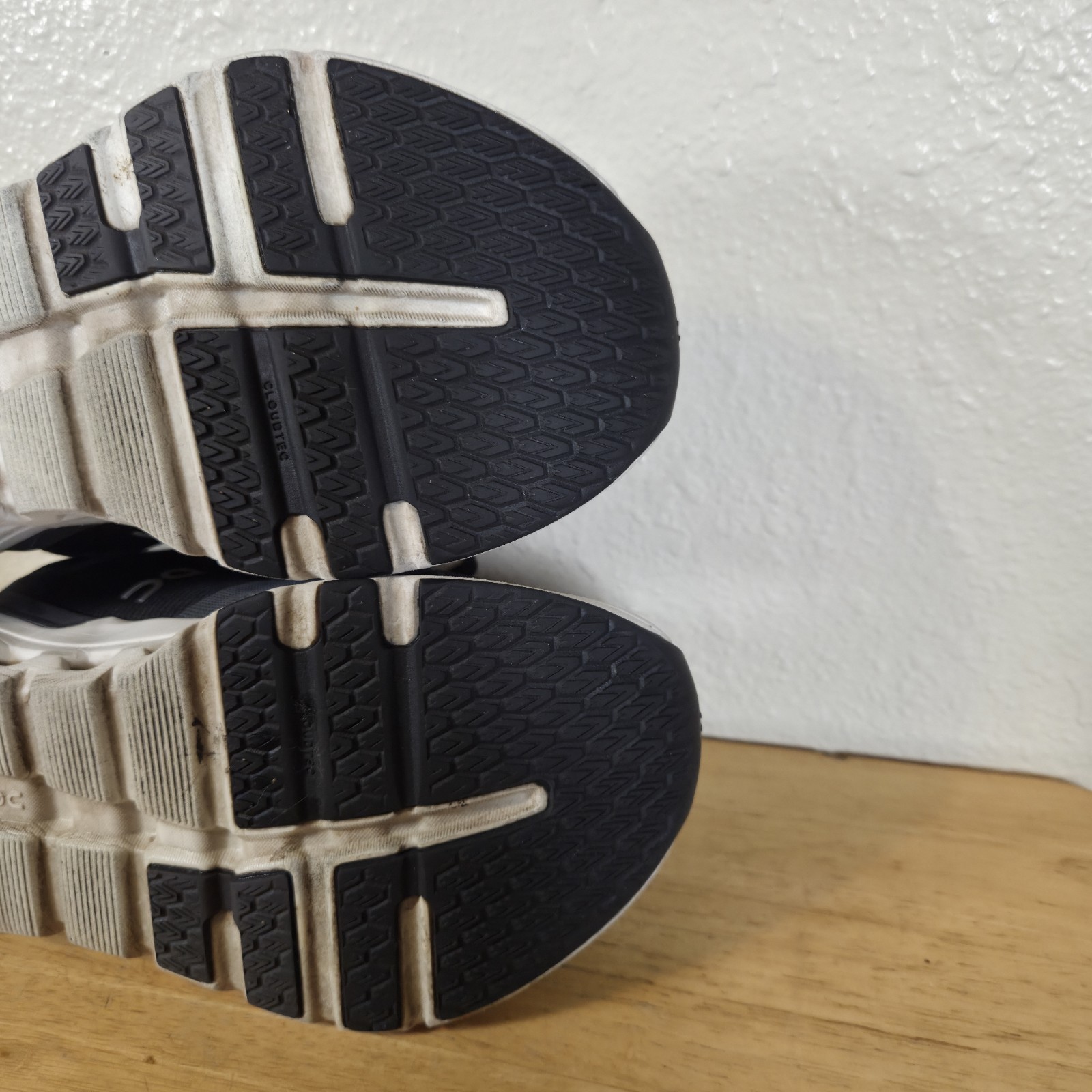 On Cloud ON Cloudrunner 2 Eclipse Black Women's S… - image 12