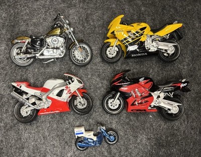 Lot of 5 Diecast Motorcycle Models Honda CBR + Chopper + Sport Bikes 1:18/1:24