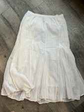 1990  s White Eyelet Cottagecore Skirt Large Embroidered Lace BOHO Festival