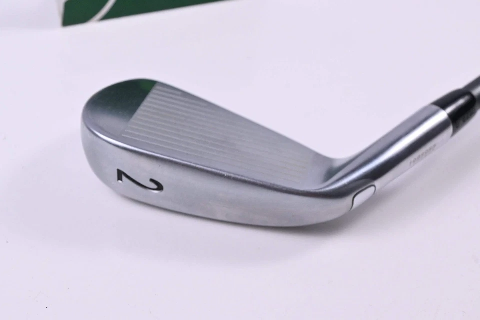 Titleist U500 #2 Iron / 17 Degree / X-Flex HZRDUS Smoke Black 90 Shaft - Image 3 of 4