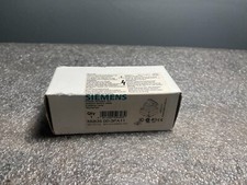 NEW IN BOX Siemens 3SB35 00-3PA11 Selector Switch 2 Position Black