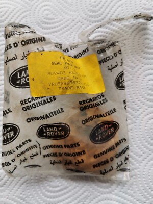 FRC8227  Land Rover Spacer hub outer oil seal Nabe aussen Dichtring Defender NOS