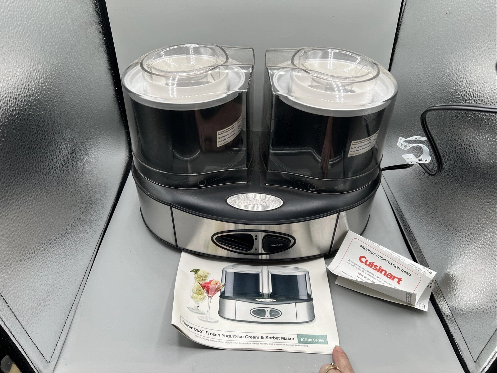 Cuisinart Dual FLAVORS Ice Cream Frozen Yogurt & Sorbet Maker ICE-40BKC *Read
Opens in a new window