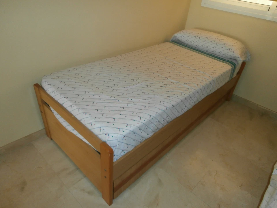 Vendo cama nido de 80 cm y litera metálica de 90 cm color blanco - Imagen 3 de 3
