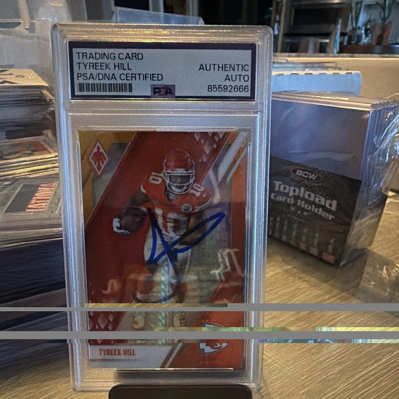 Panini 2021 Phoenix Tyreek Hill #58 Hard Signed Auto Chiefs PSA/DNA 85592666