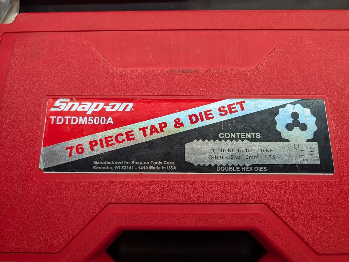 Snap On TOOLS Tap And Die Set 76 Piece Metric And Standerd SET