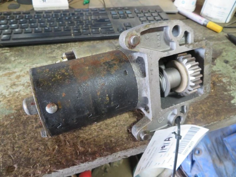 Motor de arranque ID F50U-11000-AA a través de CA compatible con 95-00 Lincoln Continental 245468 Foto 2 de 4