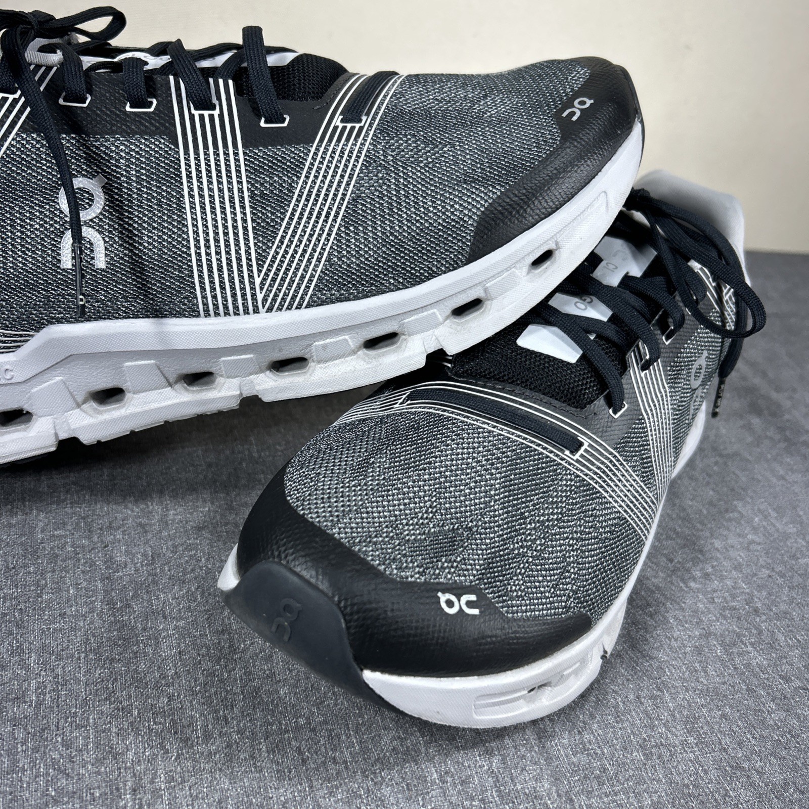 ON Cloud CloudGo Cloudtec Running Shoes Men's US … - image 3