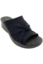 Bzees Women's Sandbar Fabric Knotted Sandal Black