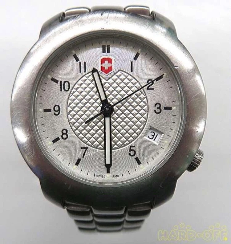 Victorinox V7 00 Basic Quartz Analog Watch
