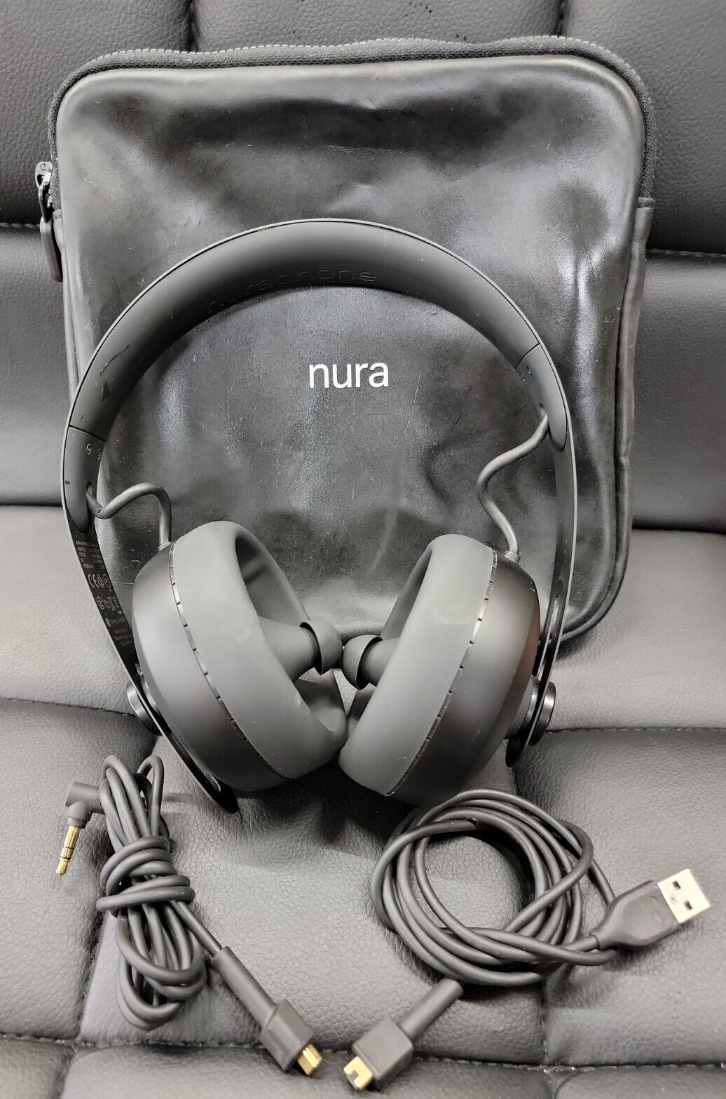 Nuraphone 100B Over Ear Bluetooth Headphones & Case, charging USB, & 3.5mm cable