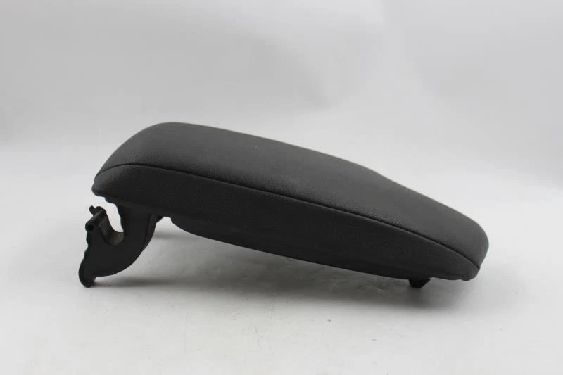 Consola negra piso delantero sin bandeja trasera deslizante BMW 330i 2012-18 OEM #13876 Foto 3 de 4