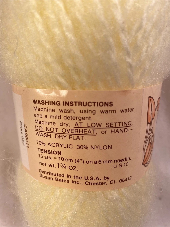 One 50 g skein Patons Diana soft Acrylic Nylon Yarn Pastel YELLOW 9022 — 第 3/4 张图片