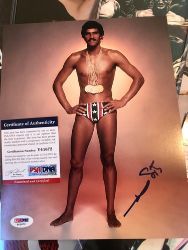 Mark Spitz Auto 8x10 PSA/DNA COA 1972 stand w/ Olympic GOLD 7x Signed autograph - Picture 2 of 2