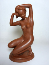 Cortendorf  1113 Keramik Figur sitzender Frauenakt