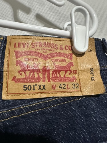 Vintage Levi's 501 XX Jeans Men’s 42 W X 32 L Dark Wash NWOT Retro High Rise - Picture 4 of 8